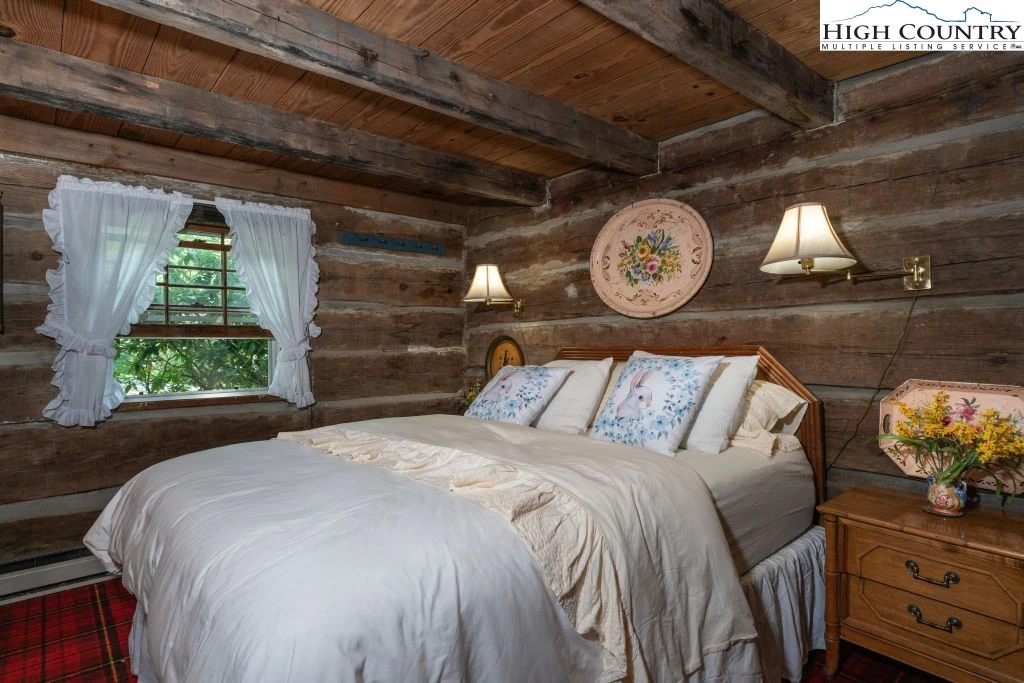 Image number 6 for the current listing