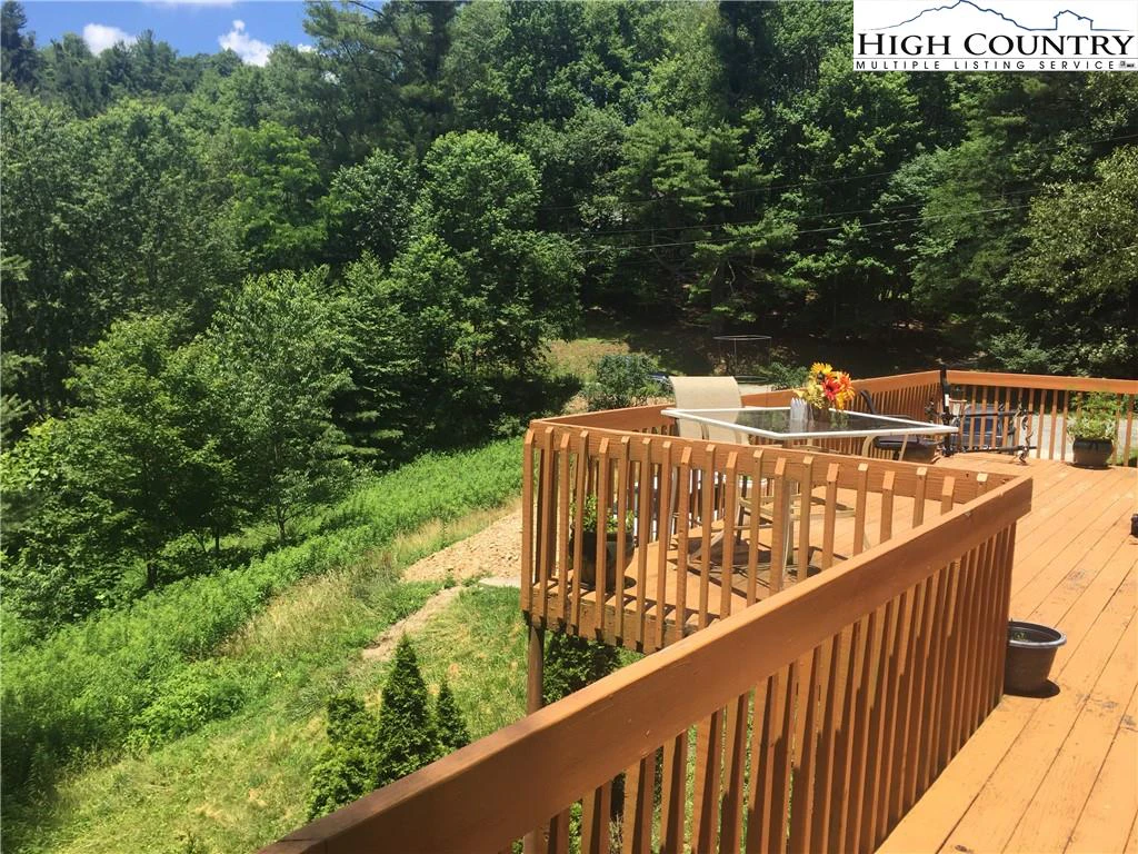 Image number 7 for the current listing