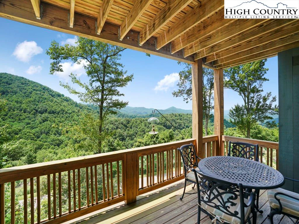 Image number 21 for the current listing