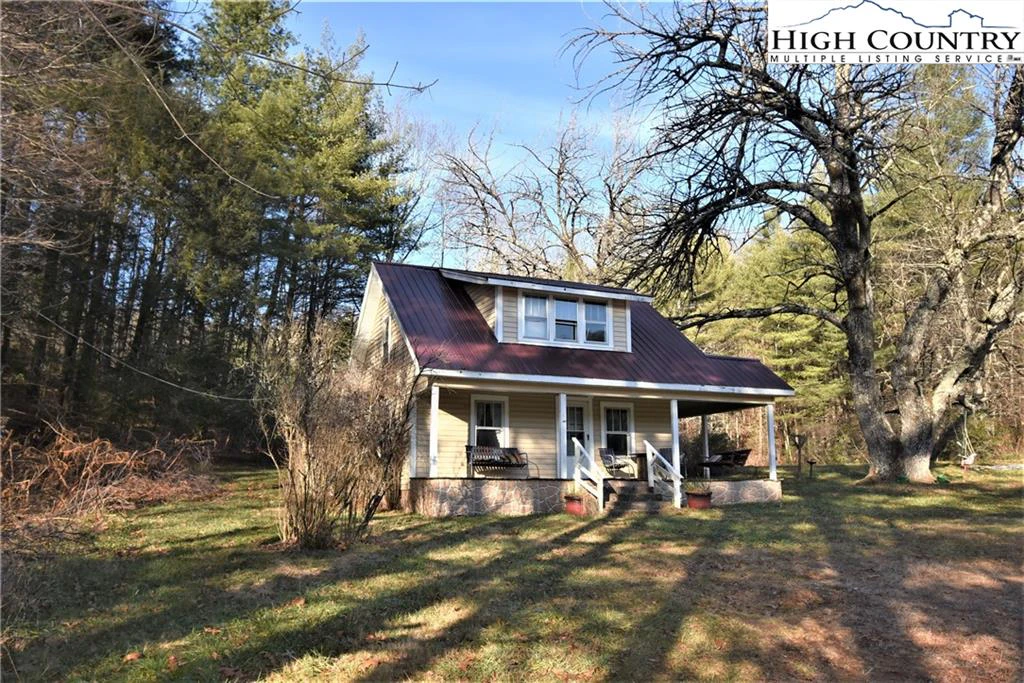 Image number 1 for the current listing