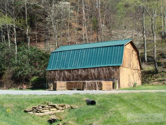 Image number 8 for the current listing