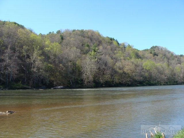 Image number 6 for the current listing