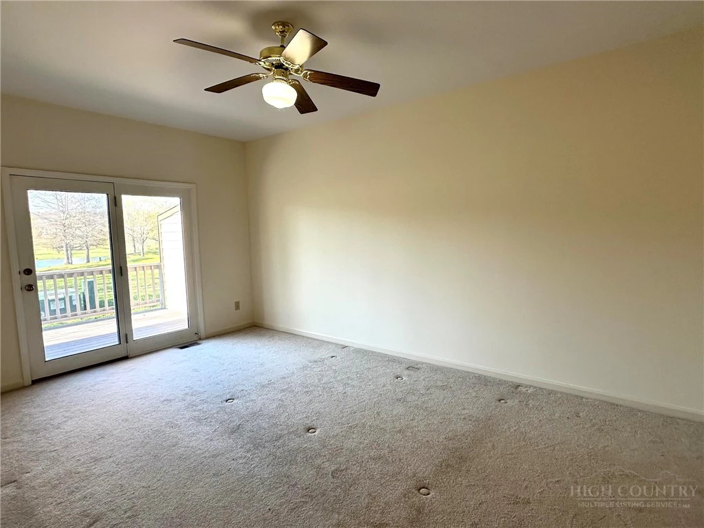 Image number 12 for the current listing