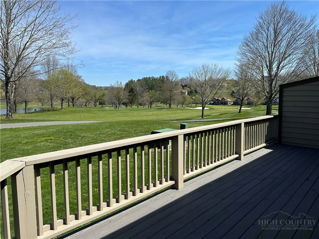 Image number 7 for the current listing