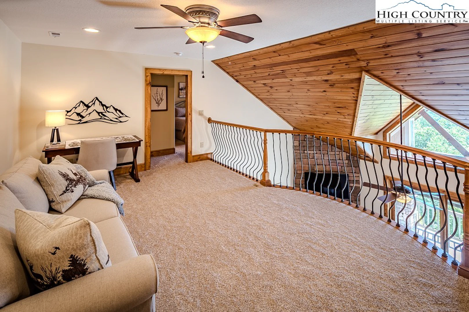 Image number 7 for the current listing