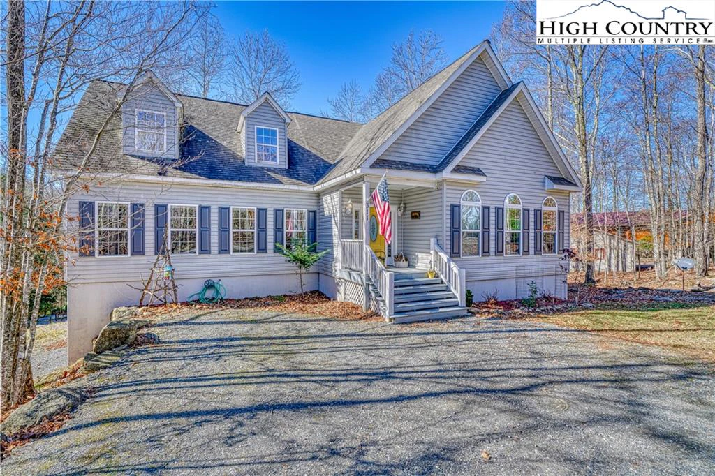 Image number 1 for the current listing