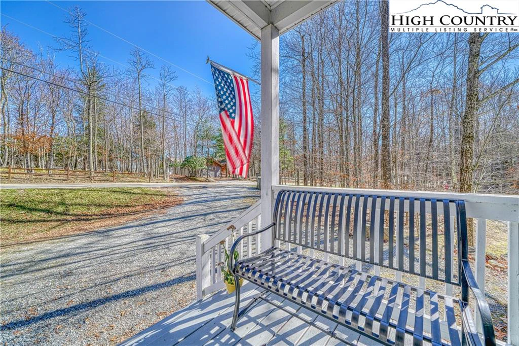 Image number 16 for the current listing