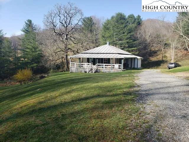 Image number 26 for the current listing