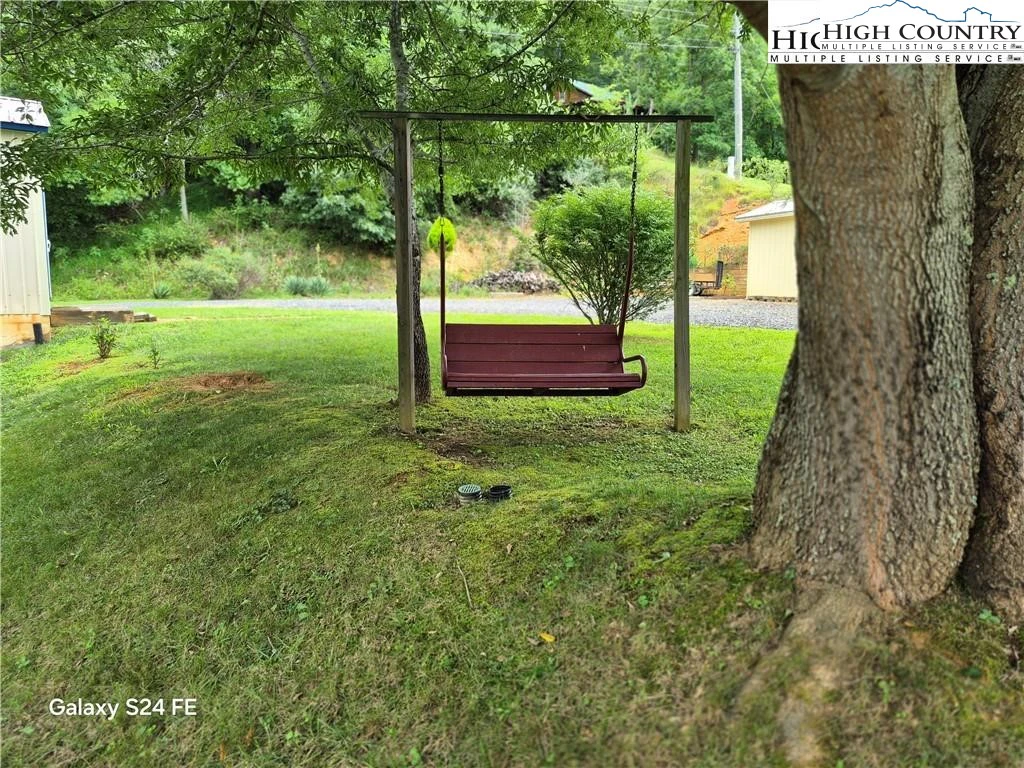Image number 19 for the current listing