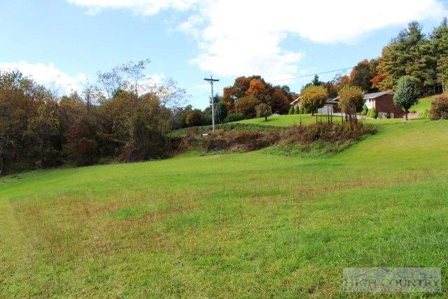Image number 13 for the current listing
