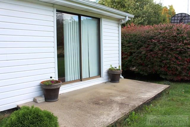 Image number 10 for the current listing