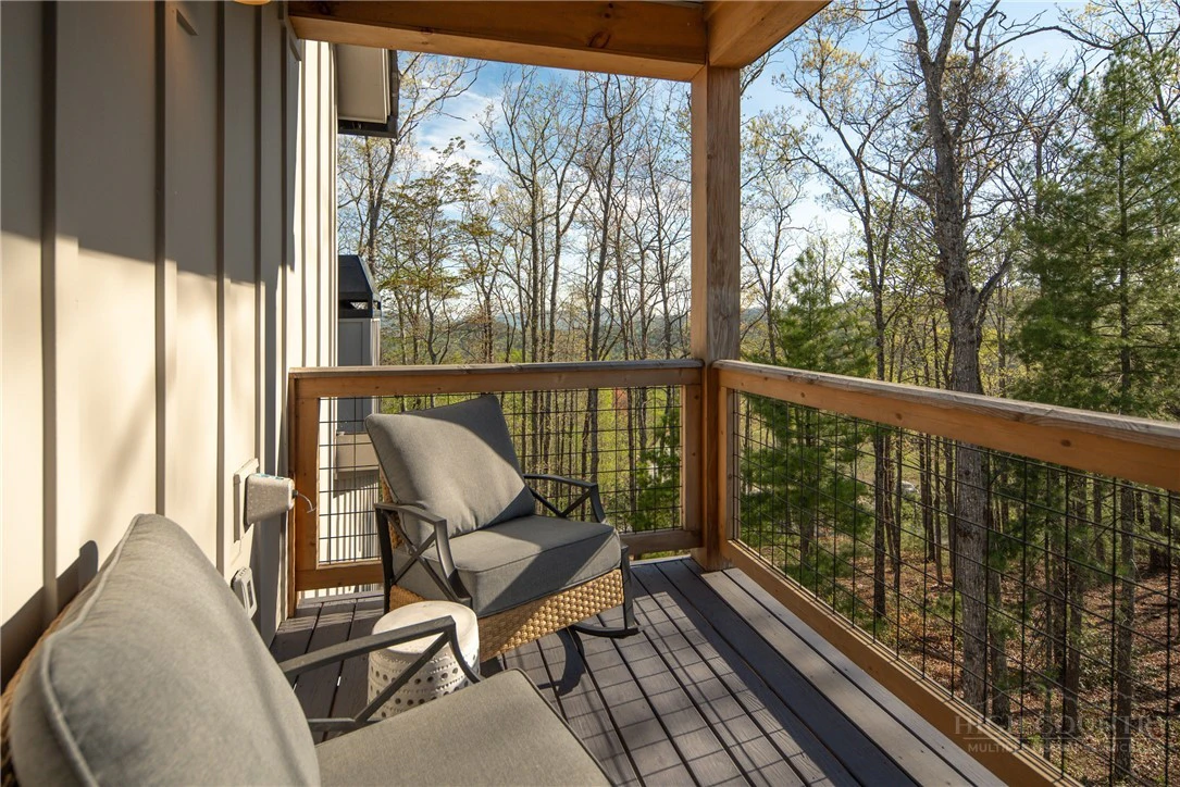 Image number 12 for the current listing