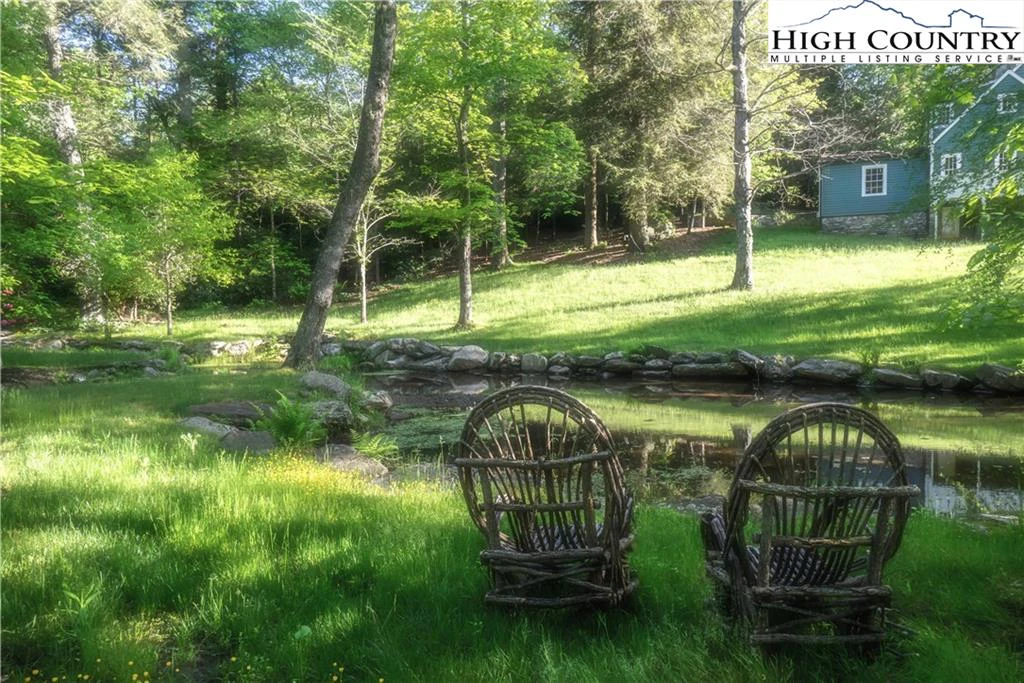 Image number 10 for the current listing