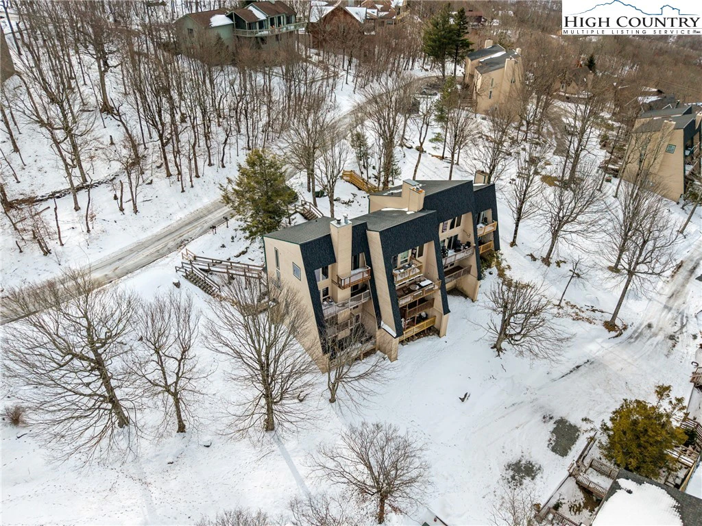 Image number 3 for the current listing