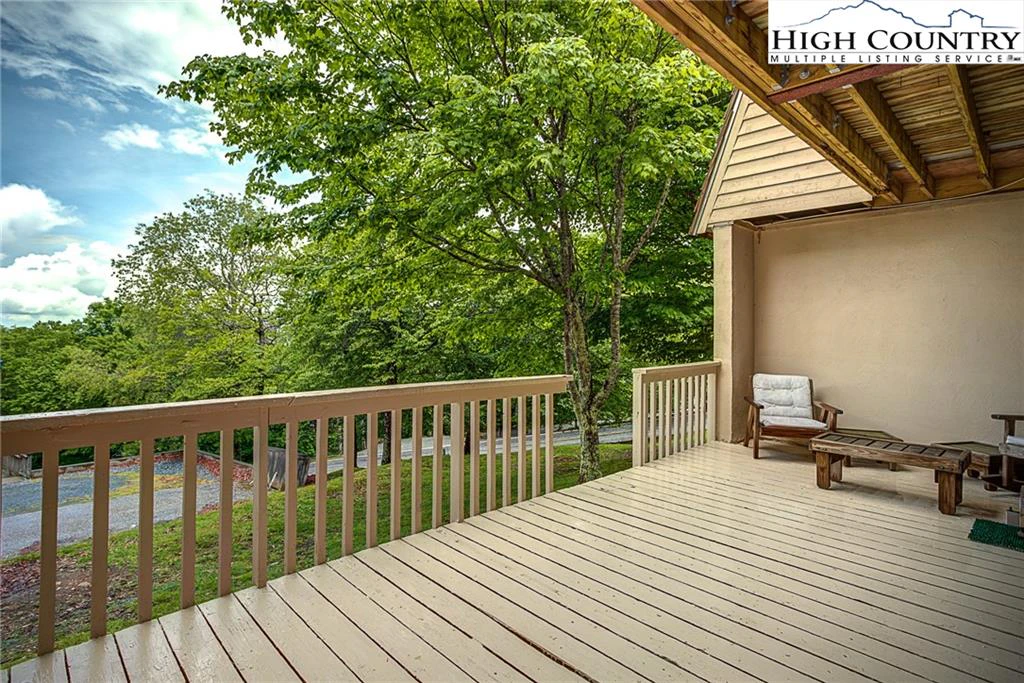 Image number 5 for the current listing
