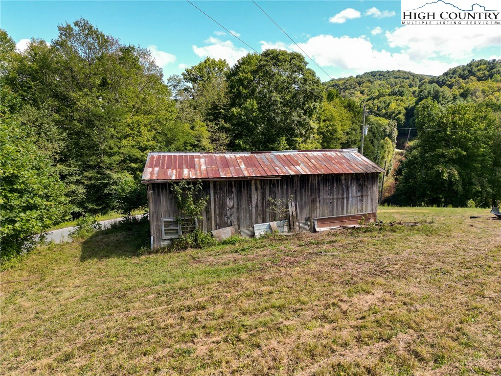 Image number 4 for the current listing