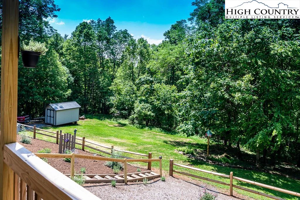 Image number 6 for the current listing