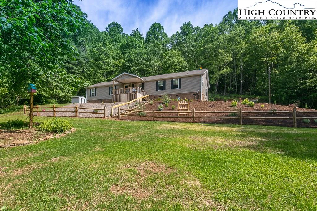 Image number 8 for the current listing