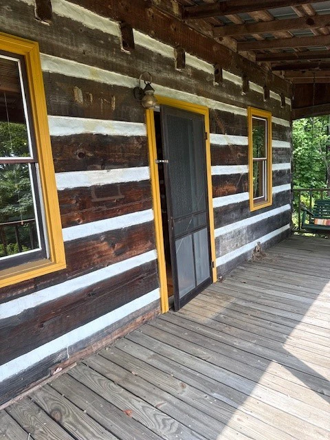 Image number 8 for the current listing