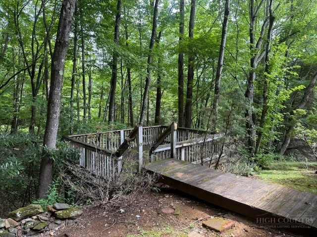 Image number 13 for the current listing