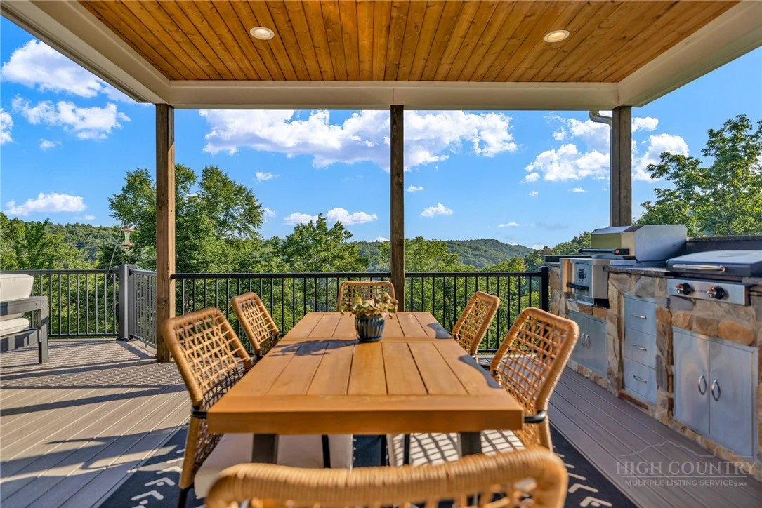 Image number 7 for the current listing