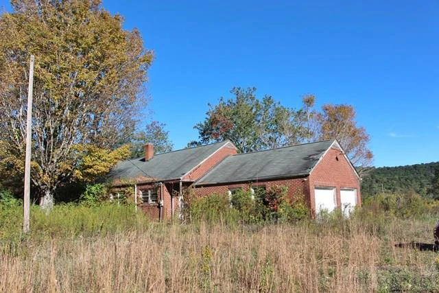 Image number 7 for the current listing