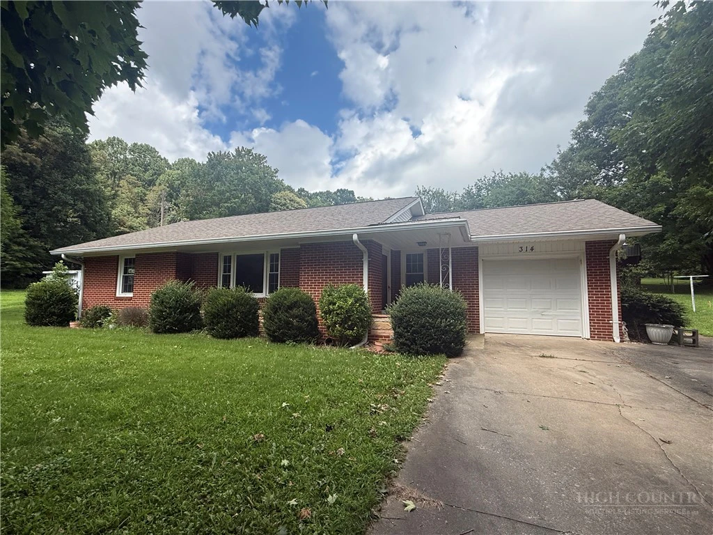 Image number 1 for the current listing