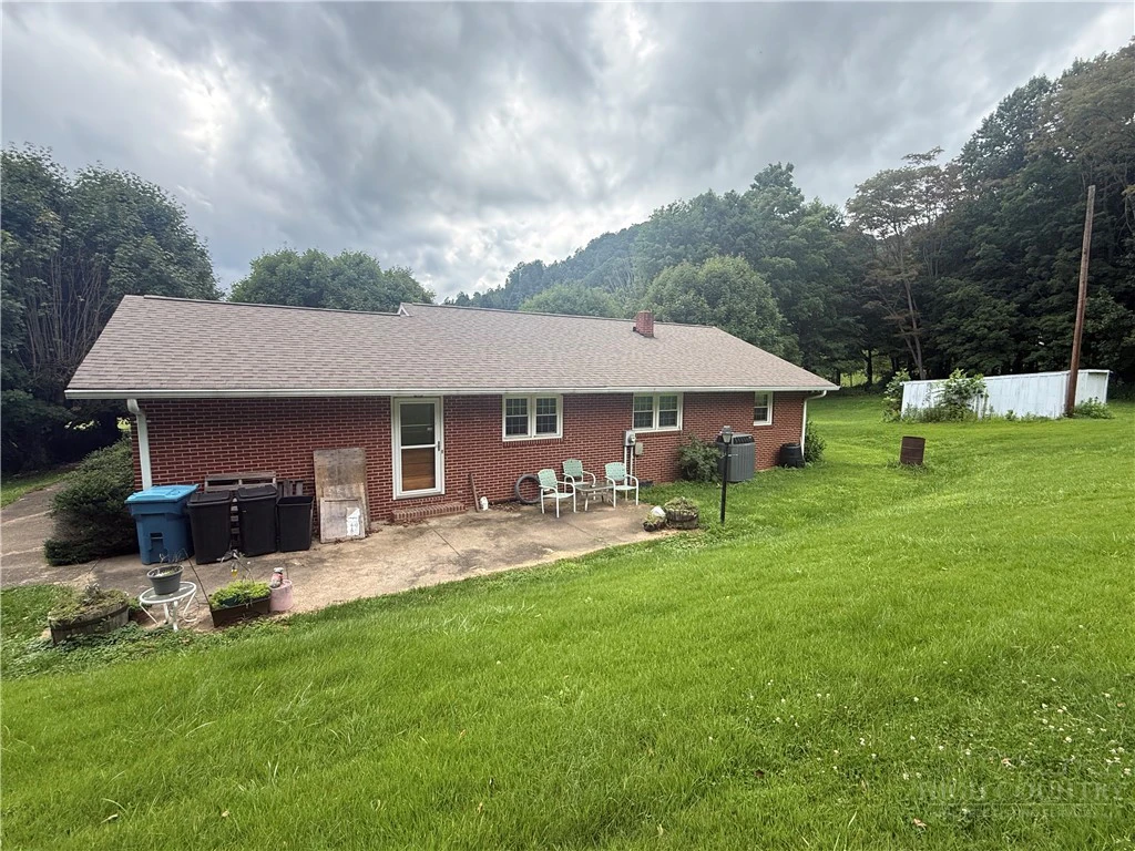 Image number 4 for the current listing