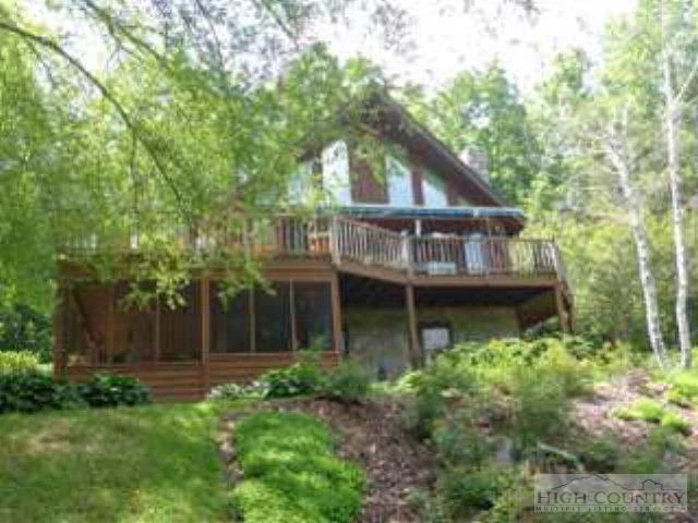 Image number 1 for the current listing