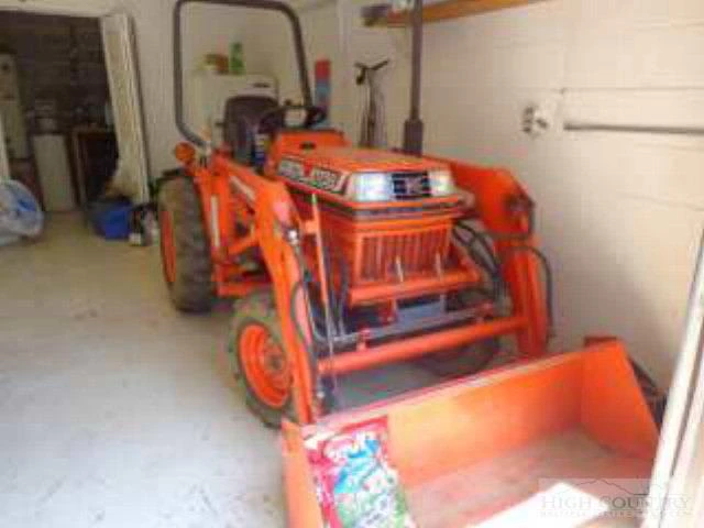 Image number 2 for the current listing