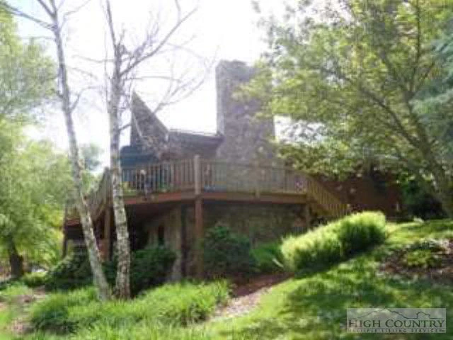 Image number 29 for the current listing