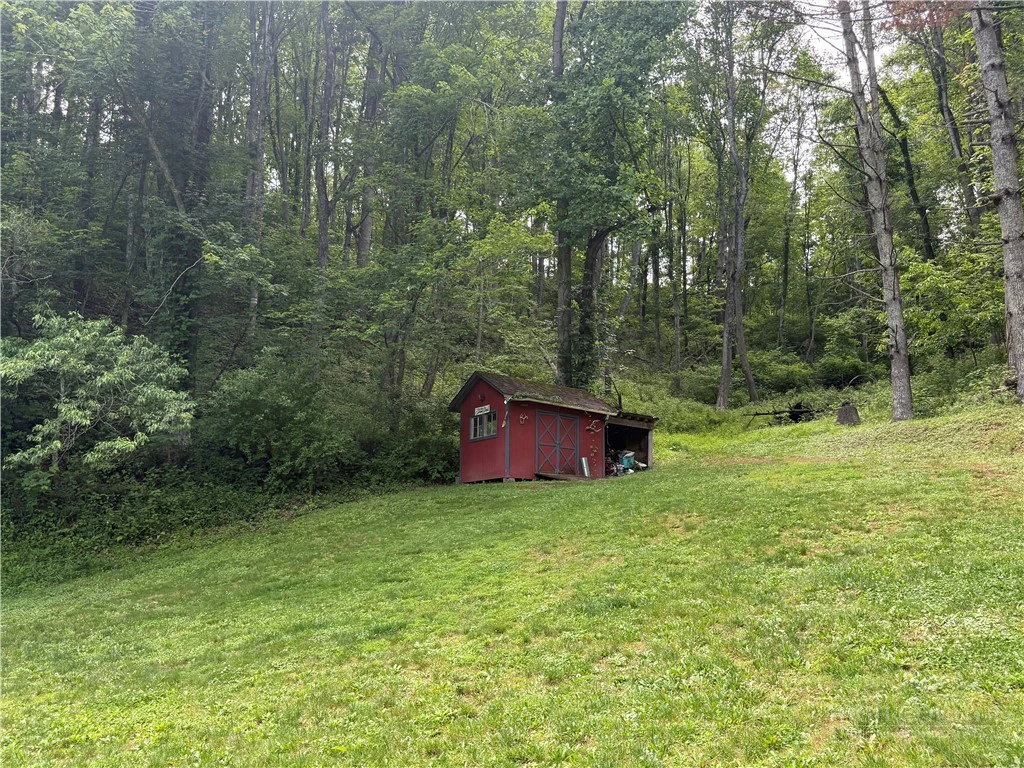 Image number 20 for the current listing