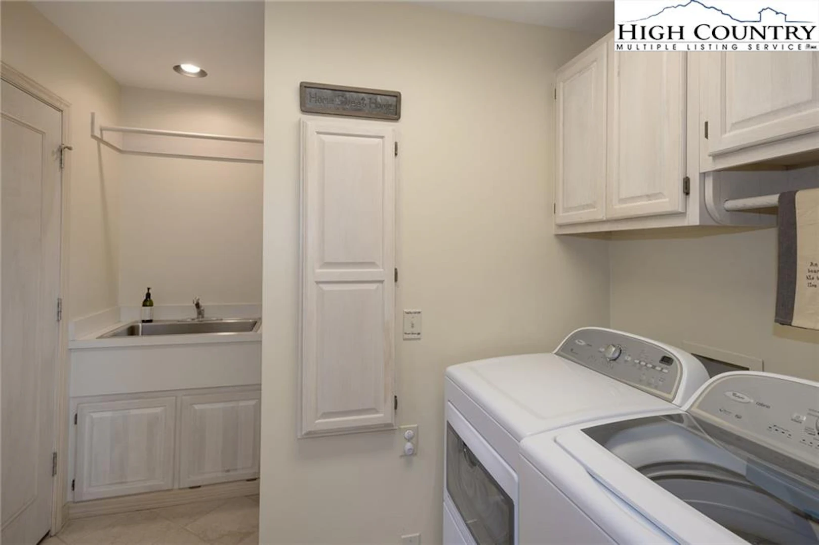 Image number 6 for the current listing