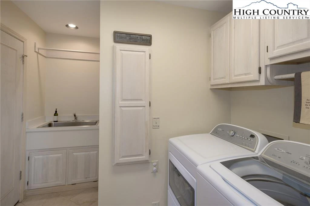 Image number 6 for the current listing