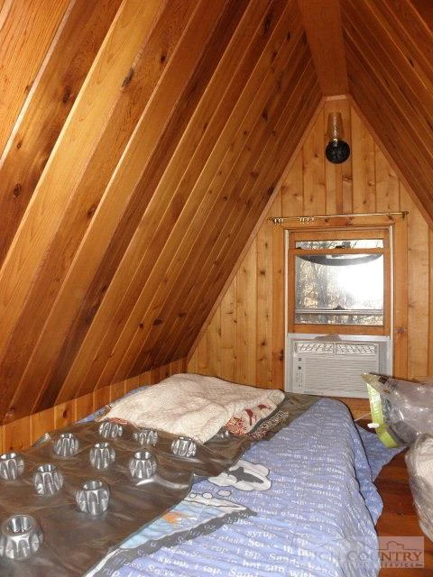 Image number 15 for the current listing