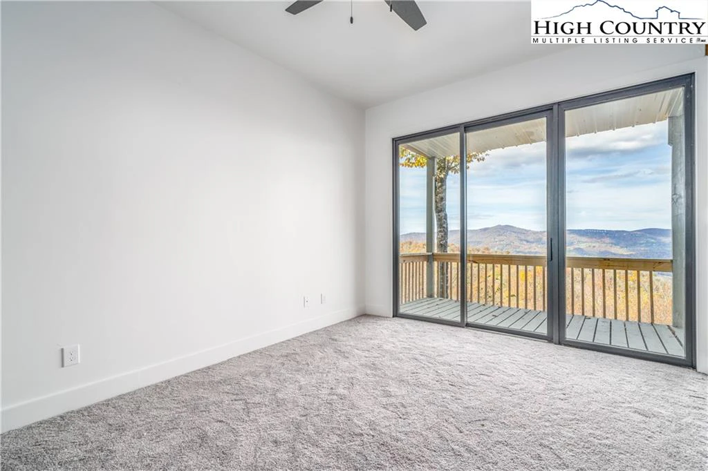Image number 6 for the current listing