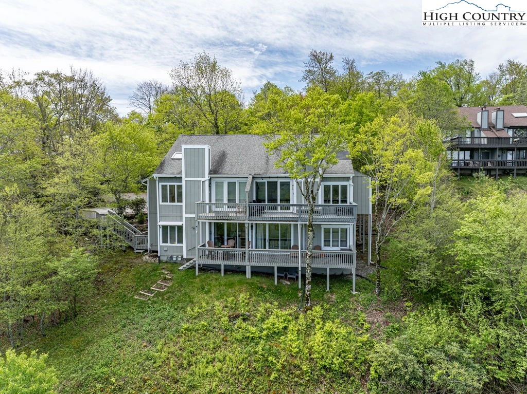 Image number 2 for the current listing