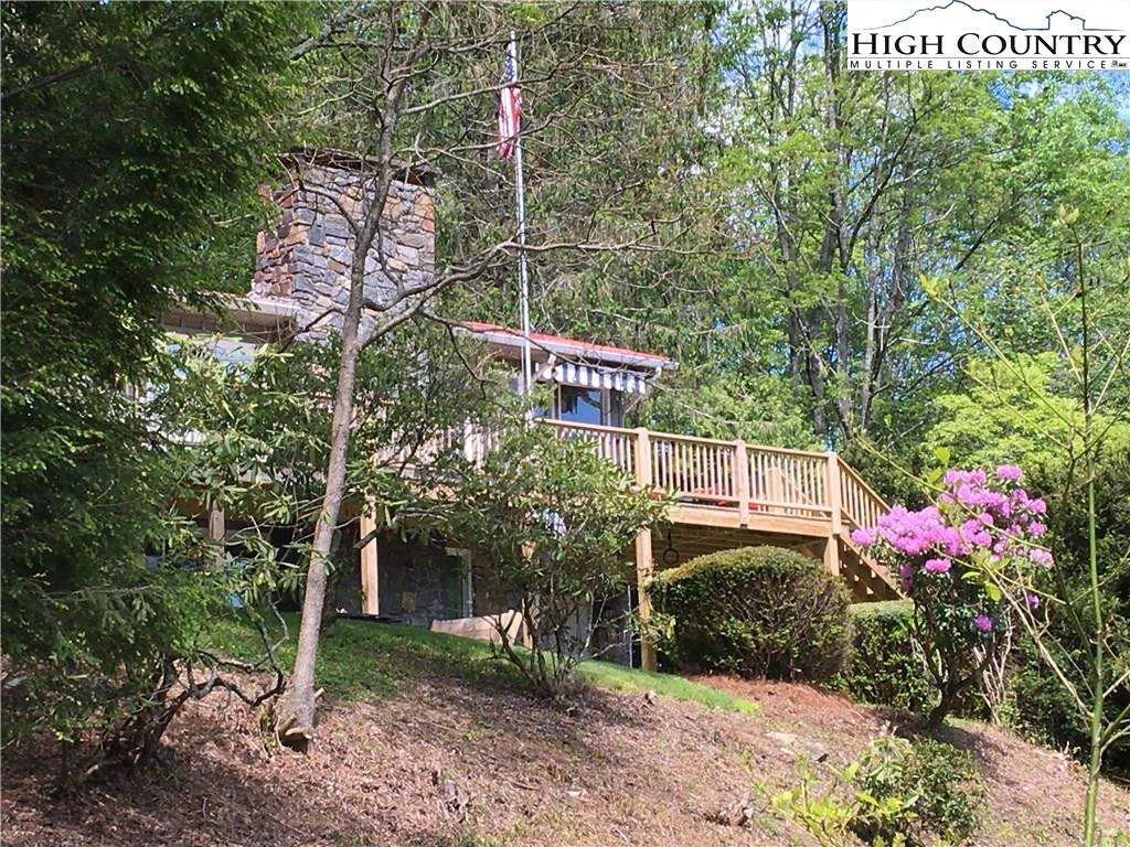 Image number 17 for the current listing