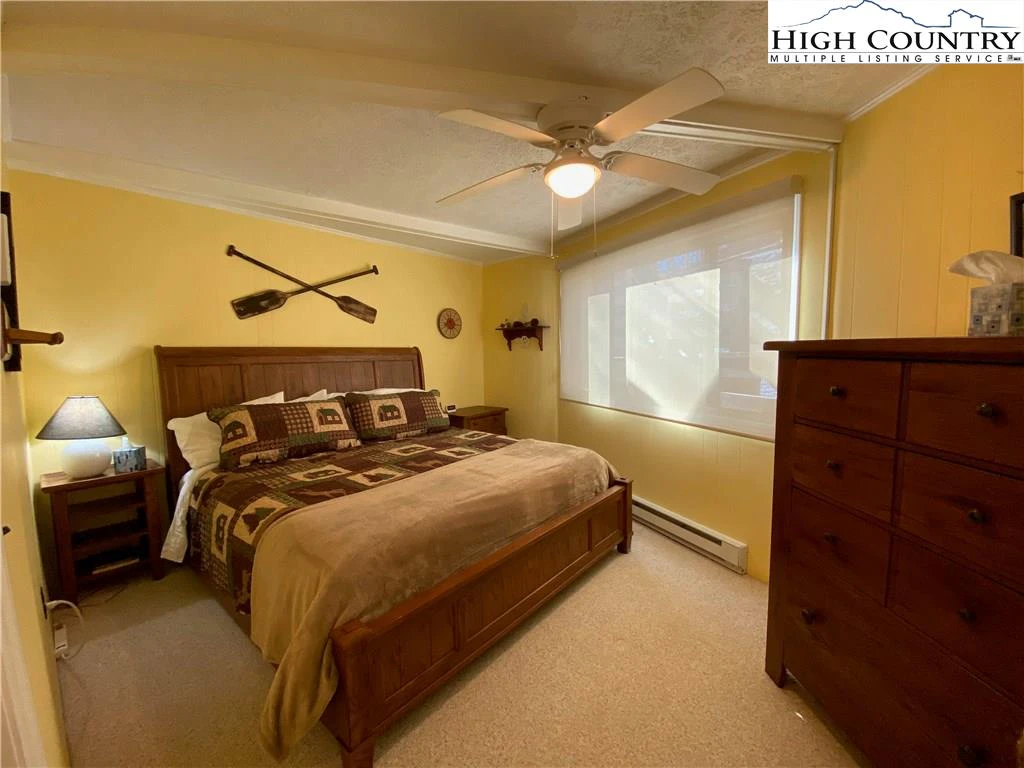 Image number 16 for the current listing