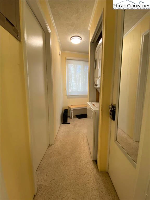 Image number 11 for the current listing