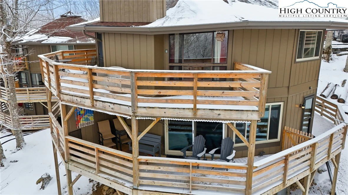 Image number 3 for the current listing