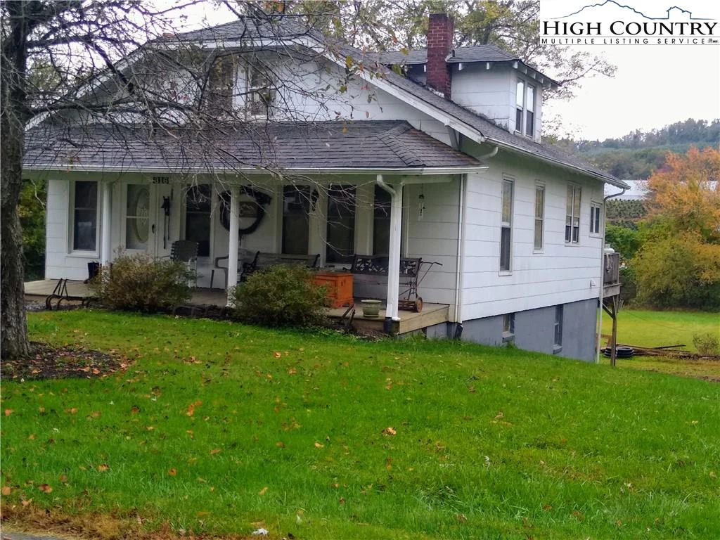 Image number 1 for the current listing