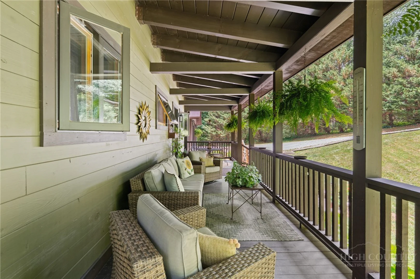 Image number 9 for the current listing