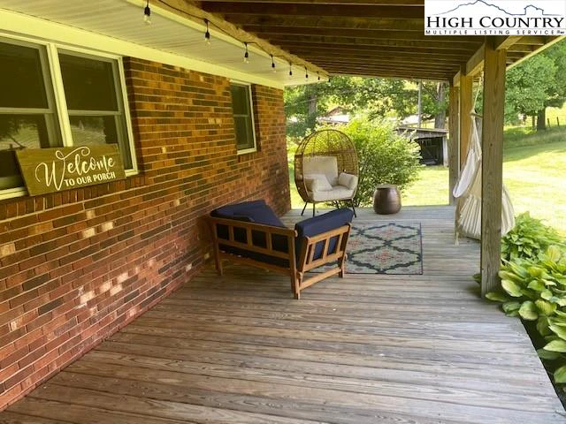 Image number 20 for the current listing