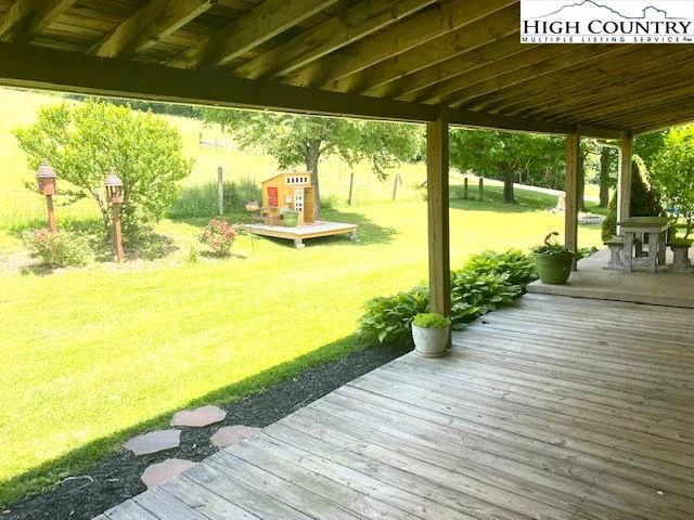 Image number 21 for the current listing