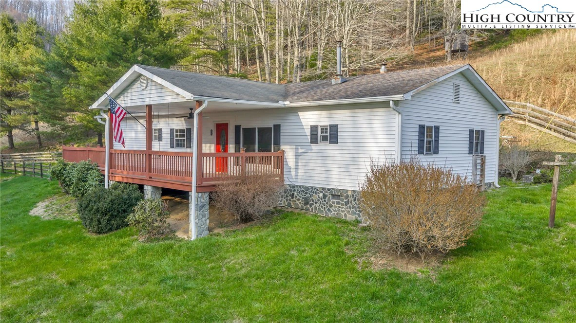 Image number 1 for the current listing