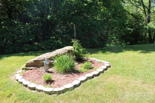 Image number 7 for the current listing