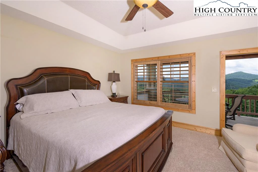 Image number 10 for the current listing