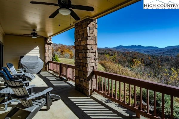 Image number 5 for the current listing