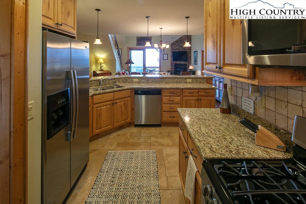 Image number 6 for the current listing